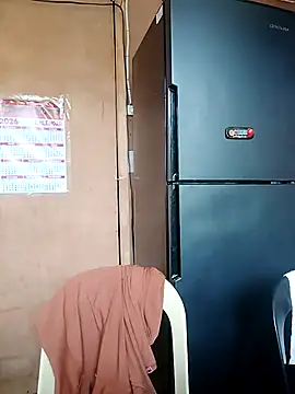 lickmepussy21 online show from April 20, 2026, 10:33 pm