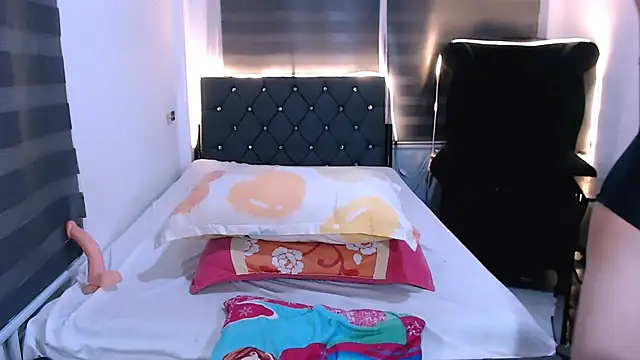 BigToolAlison online show from September 18, 2025, 11:29 pm