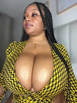 Snapshot of Hyra_Ari chatting on March 8, 2026, 8:07 am Hyra Ari online show from March 8, 2026, 8:07 am