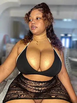 Snapshot of Hyra_Ari chatting on March 21, 2026, 6:51 am Hyra Ari online show from March 21, 2026, 6:51 am