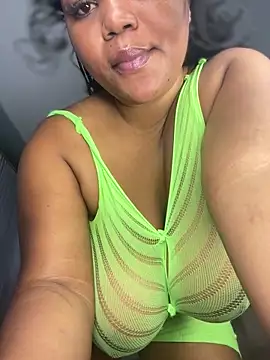 Hyra Ari online show from May 5, 2026, 7:49 am