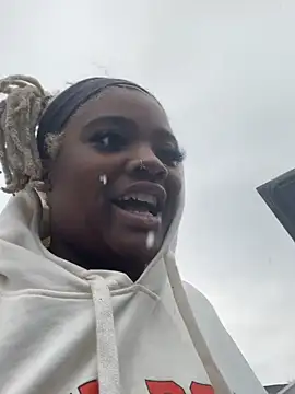 Snapshot of Indigo-love23 chatting on February 20, 2025, 4:25 pm Indigo-love23 online show from February 20, 2025, 4:25 pm