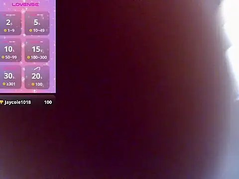 Snapshot of _Bellatrixy_ chatting on June 9, 2026, 7:36 pm Bellatrixy online show from June 9, 2026, 7:36 pm