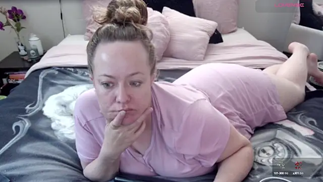 julimonroe online show from February 15, 2025, 4:01 pm