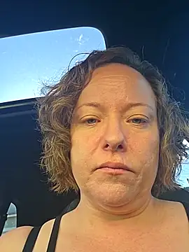 julimonroe online show from June 1, 2026, 1:13 pm
