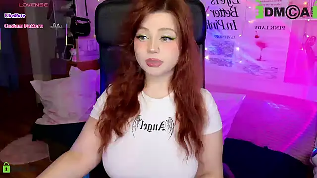 StellaMilla online show from June 21, 2026, 10:45 pm
