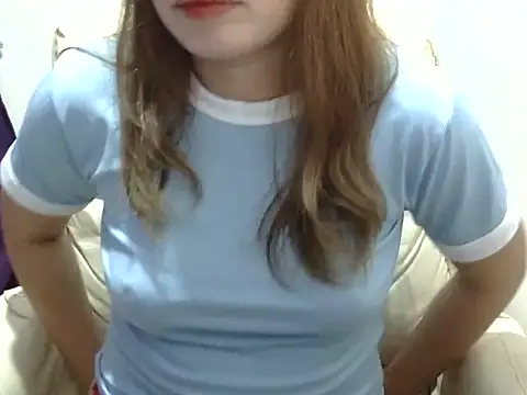    zurIII09  online show from November 30, 2025, 12:31 pm