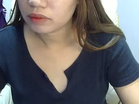 Snapshot of ___zurIII09_ chatting on April 5, 2026, 6:27 pm zurIII09 online show from April 5, 2026, 6:27 pm