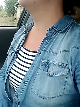 Saysomething3 online show from October 6, 2025, 8:34 am