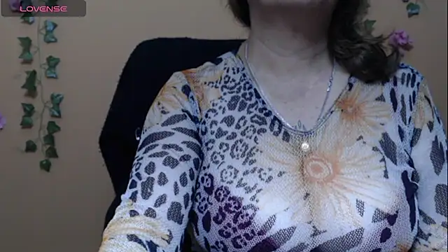 Hellensextits online show from March 16, 2025, 9:27 am