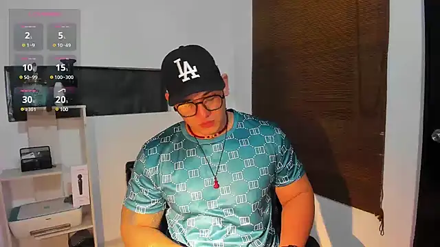 Colton Massif online show from January 12, 2025, 7:32 am