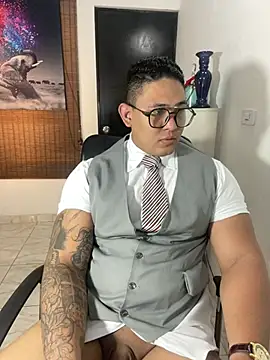 Colton Massif online show from March 18, 2025, 2:58 am