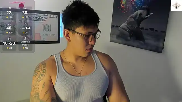 Snapshot of Colton_Massif chatting on October 28, 2025, 10:23 pm Colton Massif online show from October 28, 2025, 10:23 pm