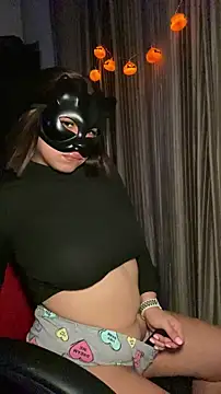 nenalayla online show from October 15, 2025, 3:12 pm