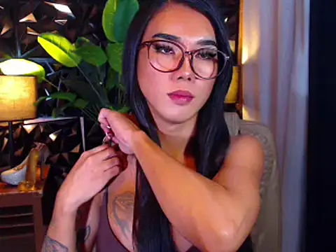 YourBabyGirlExists online show from December 15, 2024, 7:53 pm