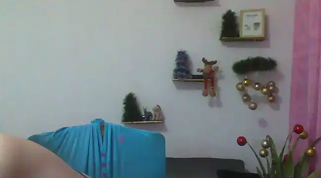 lorenitabella online show from December 17, 2024, 5:36 pm