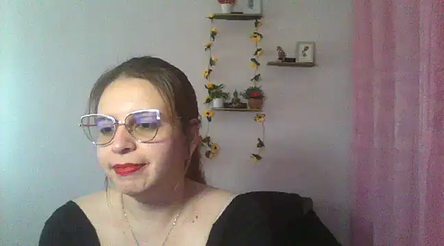 lorenitabella online show from January 27, 2025, 9:11 pm