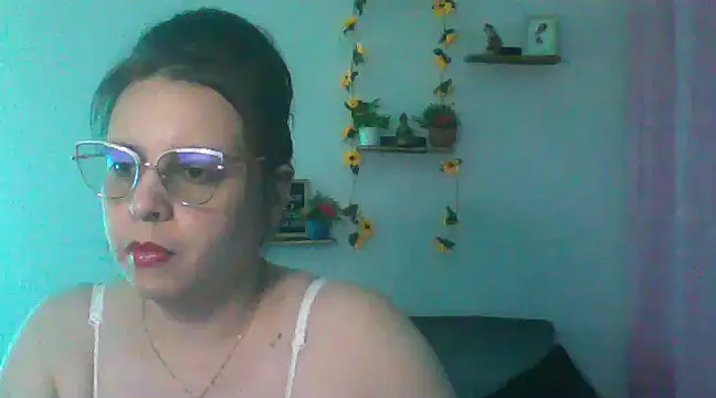 lorenitabella online show from January 30, 2025, 7:59 pm