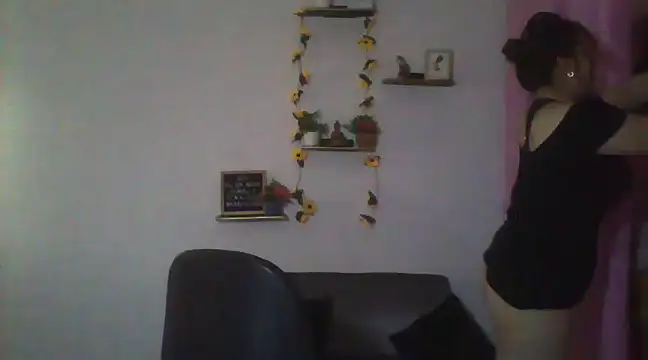 lorenitabella online show from January 31, 2025, 10:21 pm