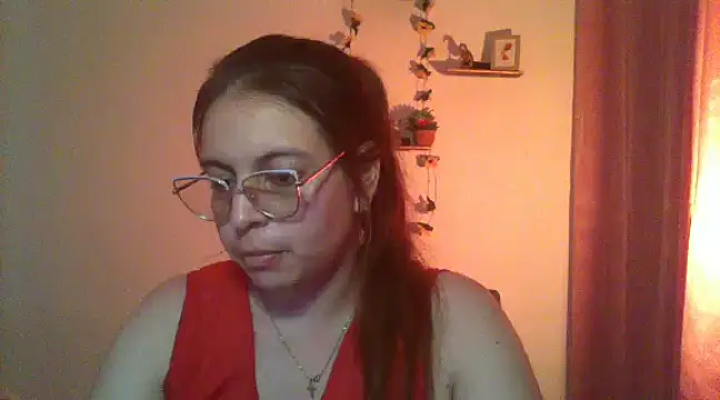 lorenitabella online show from February 14, 2025, 10:14 pm