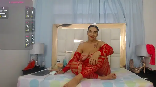 ambercordoba online show from January 6, 2025, 8:28 pm