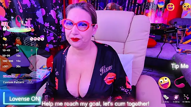 mature lisa naughty online show from February 8, 2026, 11:02 am