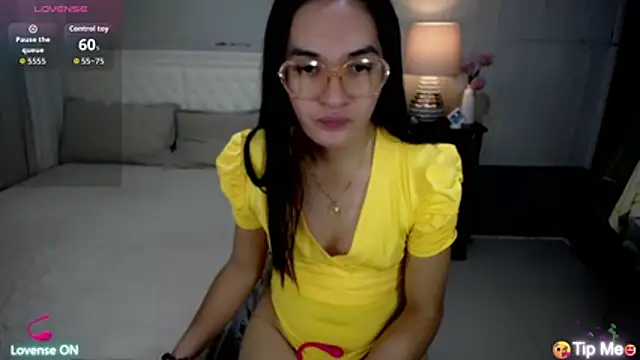 Snapshot of xAsianSweetHeart chatting on June 20, 2026, 11:29 pm xAsianSweetHeart online show from June 20, 2026, 11:29 pm