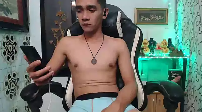 asianmaster27 online show from December 10, 2024, 10:38 am