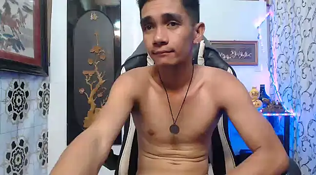 asianmaster27 online show from December 18, 2024, 2:53 am