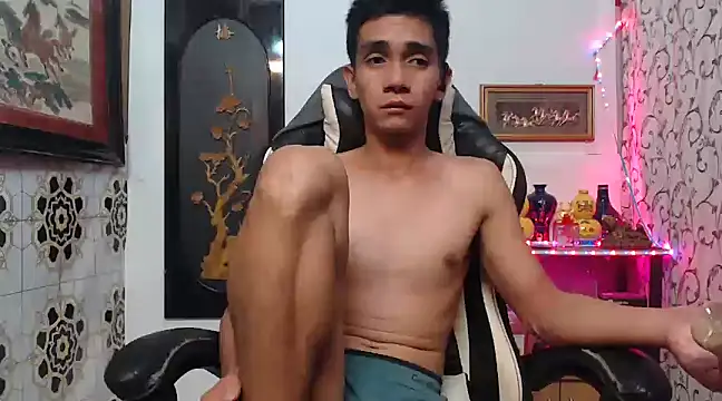 asianmaster27 online show from December 29, 2024, 2:42 pm