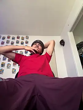 RolandoAmbrocio online show from March 18, 2026, 6:55 pm