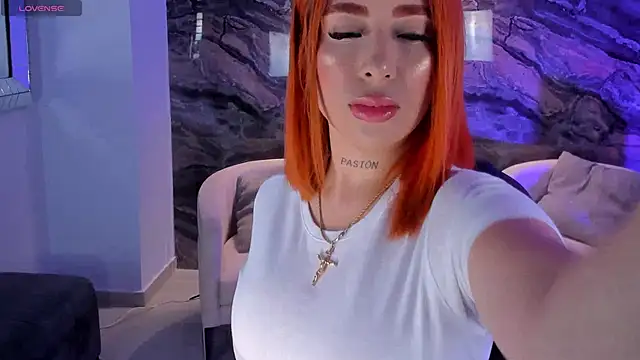 MadelineFox online show from March 16, 2025, 8:32 am