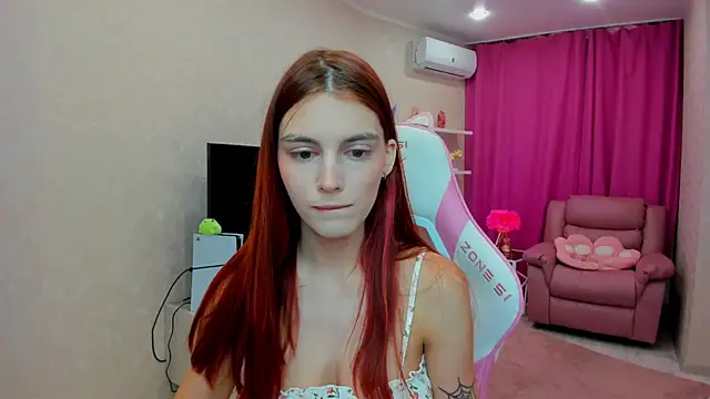 RedLipse online show from June 11, 2026, 3:26 am