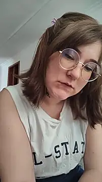 HunnyyLove online show from October 13, 2025, 4:40 pm