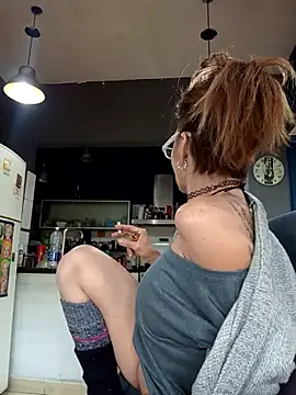 FrozenWaffle online show from May 9, 2026, 3:17 pm