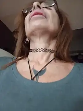 FrozenWaffle online show from June 11, 2026, 2:37 pm