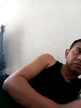 ayalacas online show from October 7, 2025, 9:01 pm