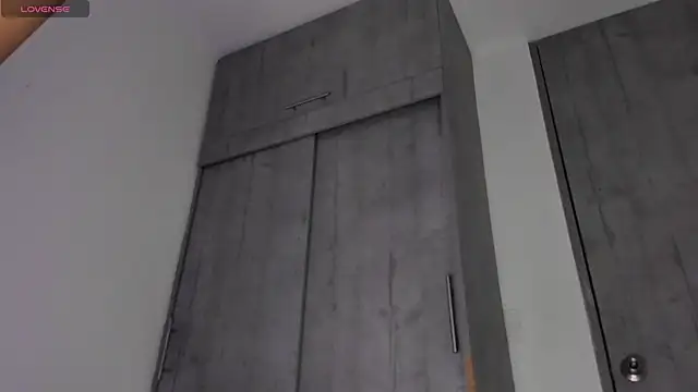 Snapshot of sofiaa_snoww chatting on March 10, 2026, 2:16 am sofiaa snoww online show from March 10, 2026, 2:16 am