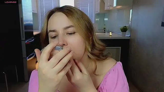 Mira Mermayd online show from February 5, 2026, 10:09 am