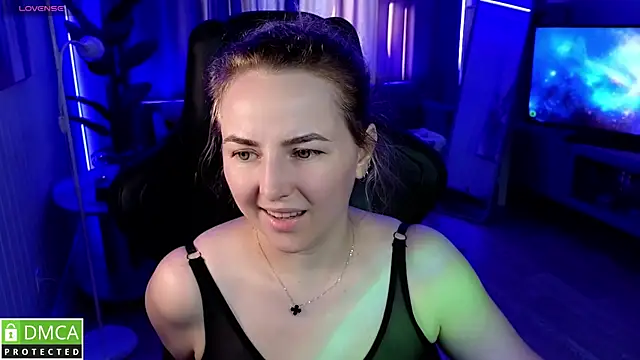 Snapshot of Mira_Mermayd chatting on June 13, 2026, 1:03 am Mira Mermayd online show from June 13, 2026, 1:03 am