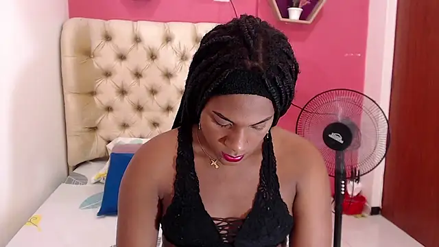 Keilyn Hot  online show from December 16, 2025, 8:25 pm