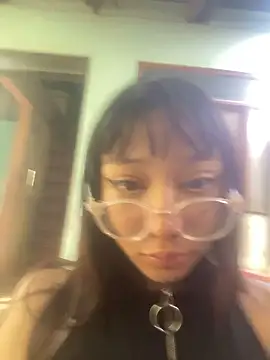 Snapshot of Karmakuro chatting on January 10, 2026, 9:05 pm Karmakuro online show from January 10, 2026, 9:05 pm