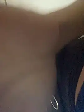 Snapshot of Karmakuro chatting on January 14, 2026, 6:35 pm Karmakuro online show from January 14, 2026, 6:35 pm