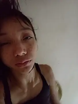 Snapshot of Karmakuro chatting on February 21, 2026, 3:02 pm Karmakuro online show from February 21, 2026, 3:02 pm