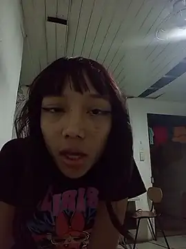 Snapshot of Karmakuro chatting on February 25, 2026, 12:20 am Karmakuro online show from February 25, 2026, 12:20 am