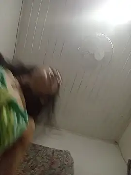 Snapshot of Karmakuro chatting on February 27, 2026, 11:49 pm Karmakuro online show from February 27, 2026, 11:49 pm