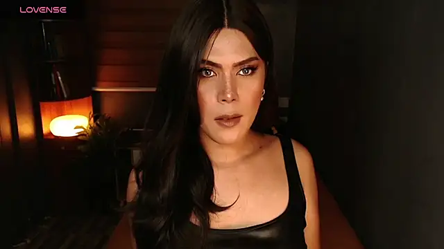 SweetieZeveey  online show from March 16, 2026, 6:56 pm