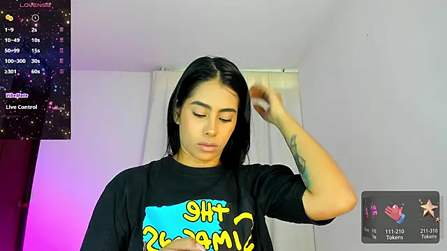 VioletaSotter online show from September 30, 2025, 12:21 pm