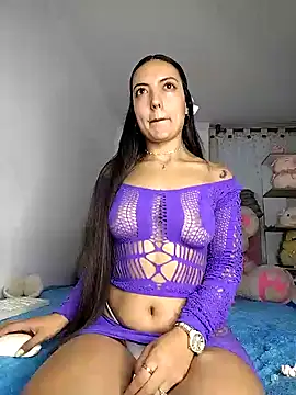 amycute  online show from February 2, 2025, 11:11 pm