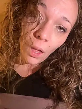 AuroraSummers online show from February 16, 2025, 3:58 am